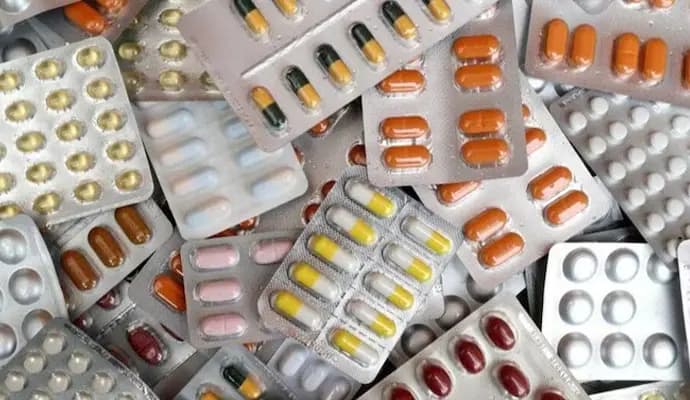 Govt bans 156 cocktail medicines  gnr