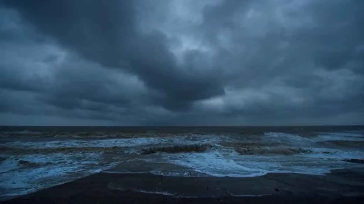 imd forecasts heavy to heavy rainfall forecast in south bengal gnr