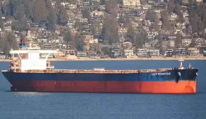 INS Chennai moving towards hijacked vessel off Somalia coast