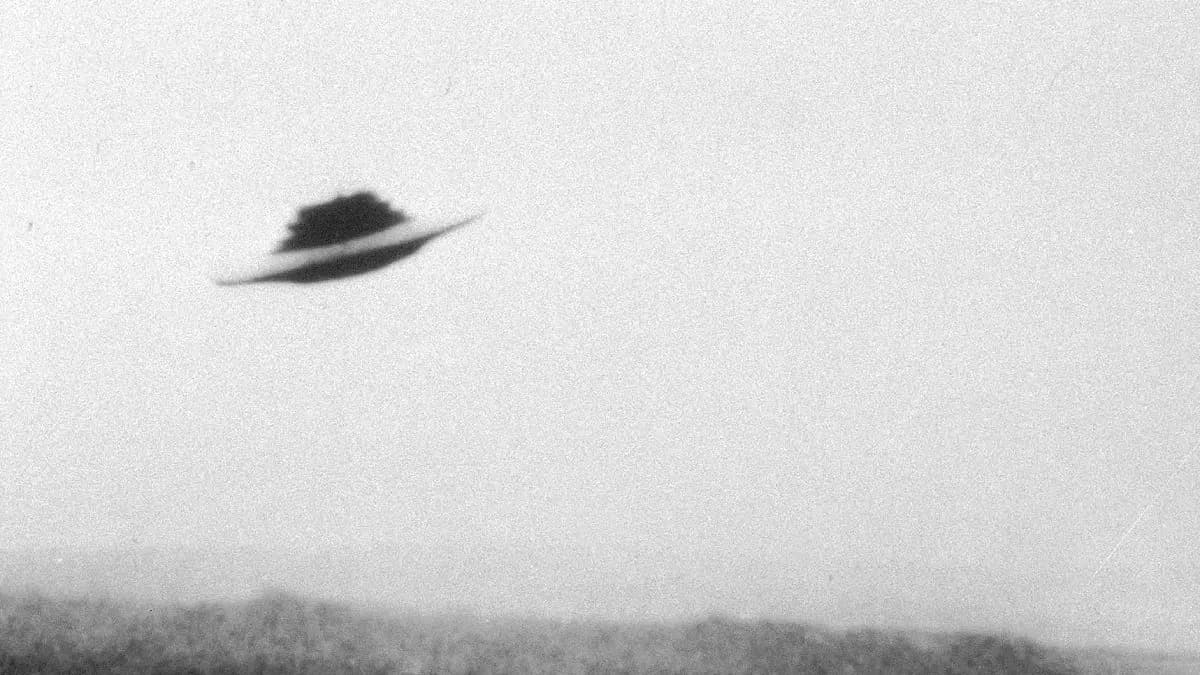 Mysterious object spotted in Jhansi, farmer s claim has created speculation gnr