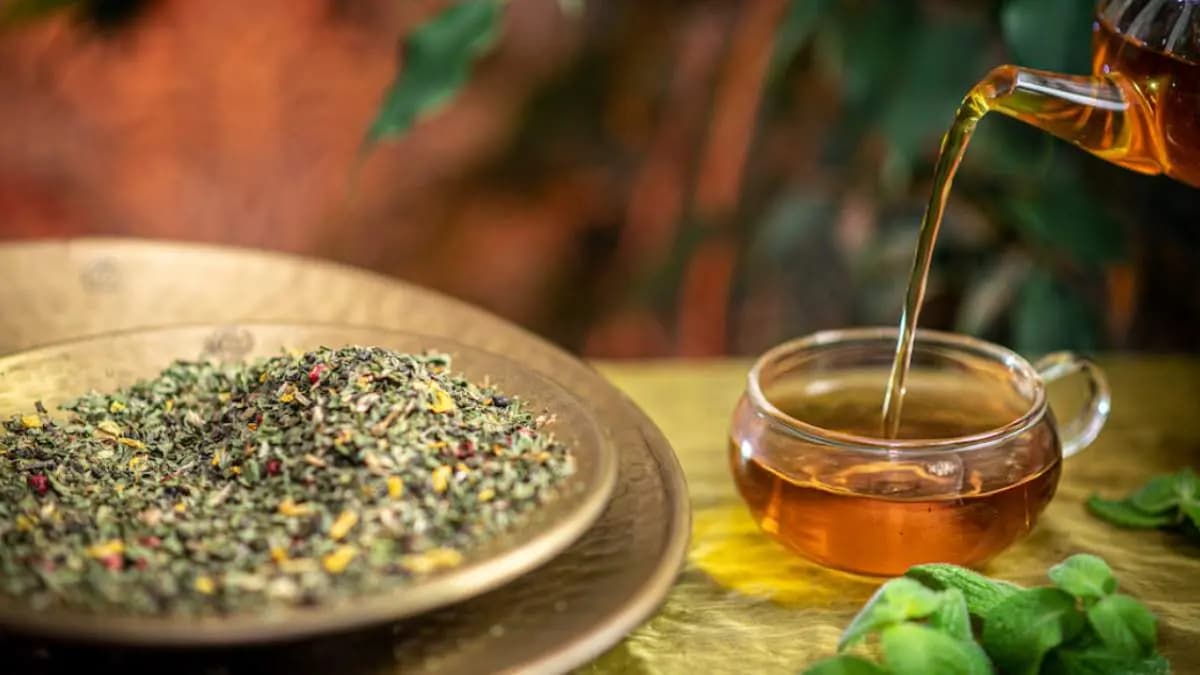 not for refresh your regular life tea leaves are very useful for others households work also lif