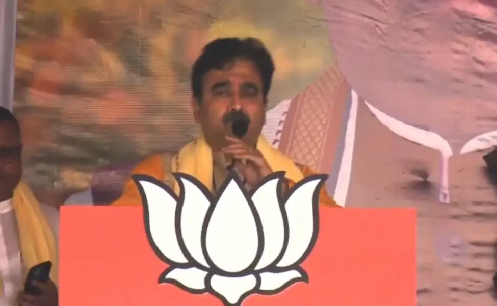 No vote to Trinamool: Abhijit Gangopadhyay