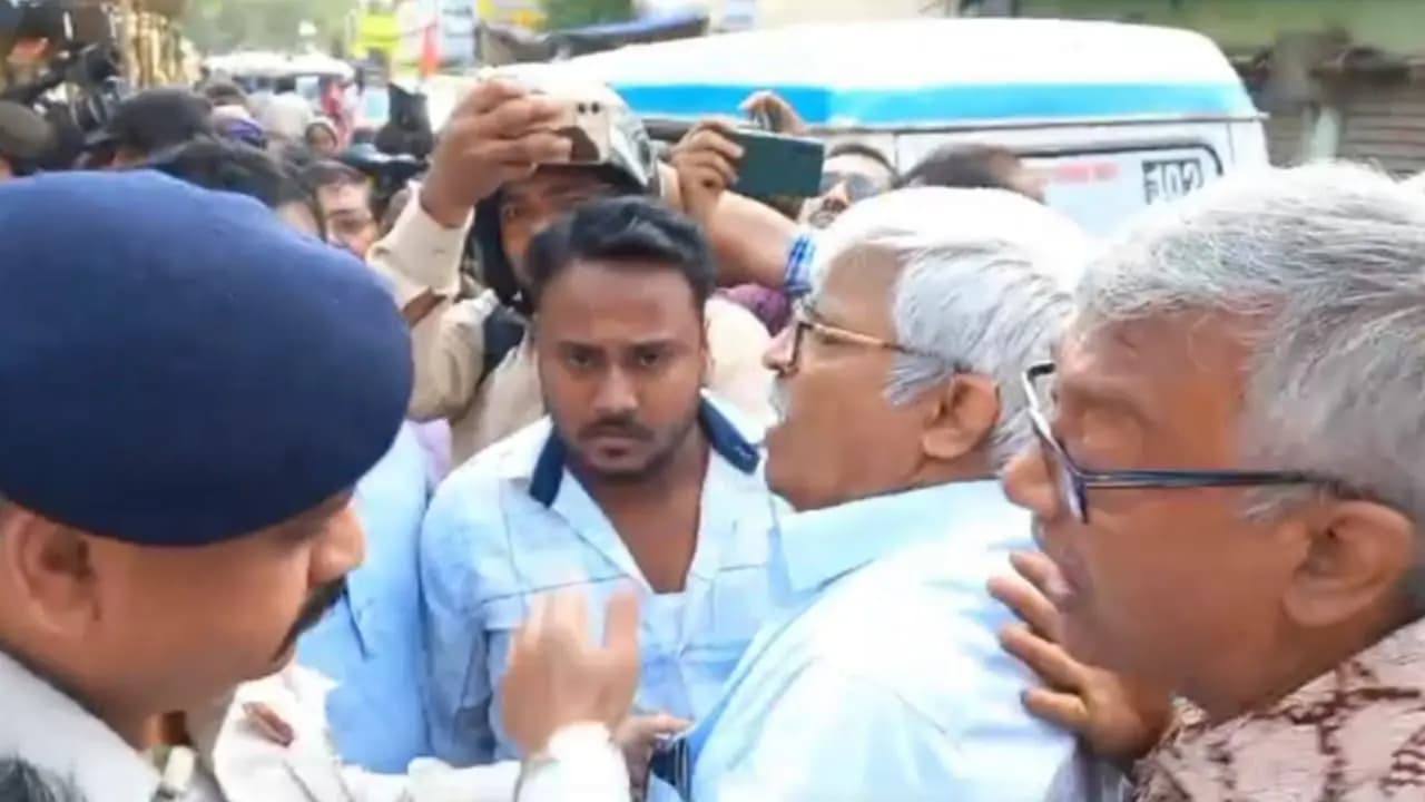 Police barred the homeless from entering the village in Jayanagar