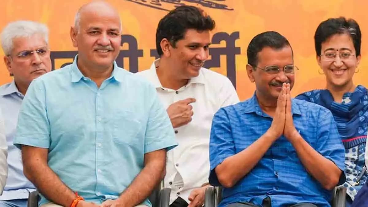 Who will be next Delhi Chief Minister Top AAP leaders meet Arvind Kejriwal