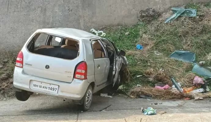 Six of family killed as car falls into canal in Maharashtra