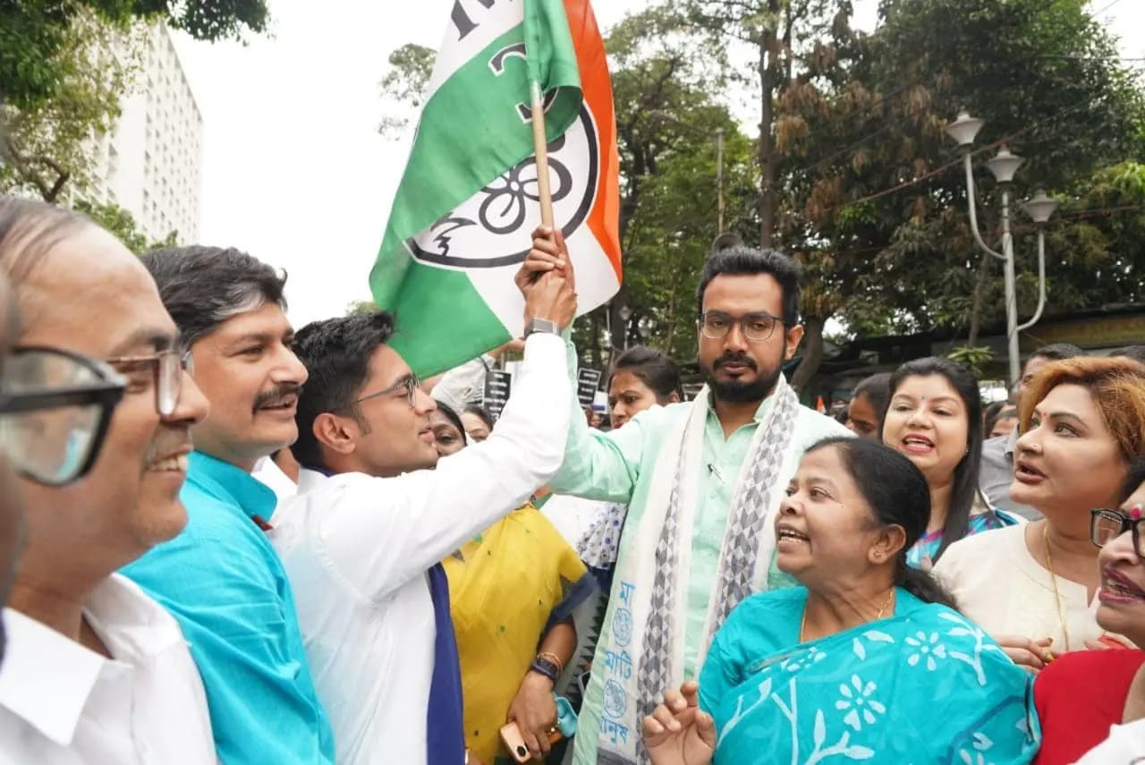 Mukutmani Adhikari joins tmc ahead of Loksabha Election