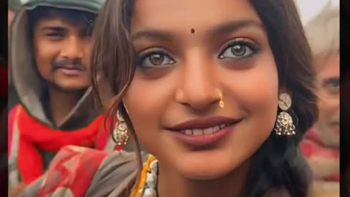 Maha Kumbh Mela 2025 viral monalisa bagged 10 crore in 10 days is it true gnr 