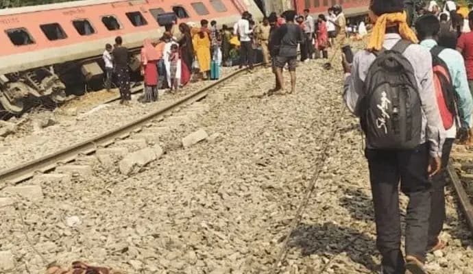 Special train leaves for Assam, toll rises to 4 gnr