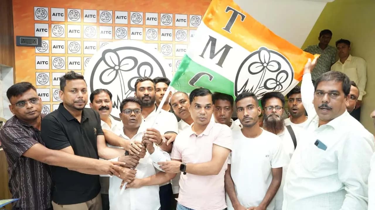 West Bengal Election 2026: Abdul Majid Halder the Congress candidate for Magrahat West has left the Congress and joined the TMC