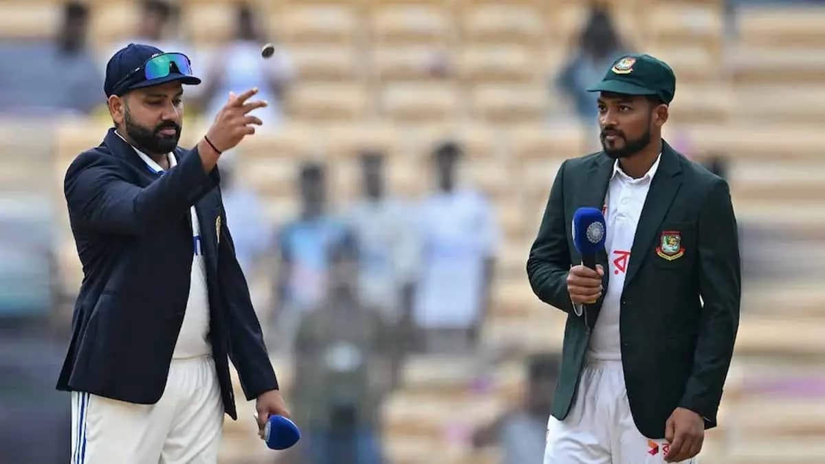 Rohit Sharma Opts To Bowl In Kanpur spt