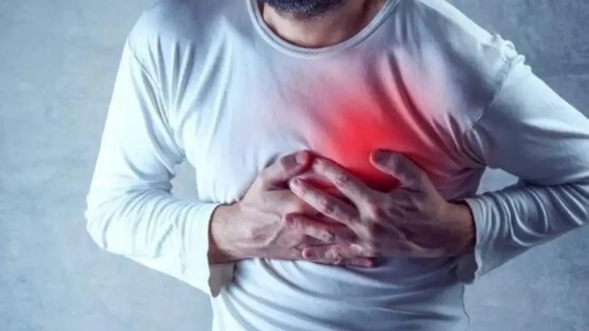  why chances of heart attack is increased in winter how to prevent heart diseases in this season lif