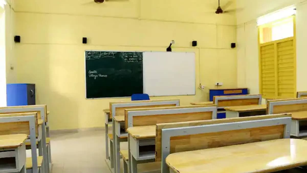 Delhi Schools Receive Bomb Threats For 2nd Consecutive Day gnr
