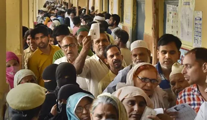 Election Commission Increases Polling Time In Telangana Due To Heatwave