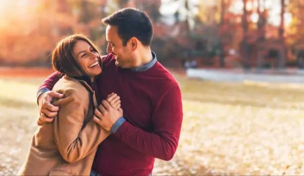 Thy these all tricks to live new love life and couples may get back their old chemistry by these tips lif