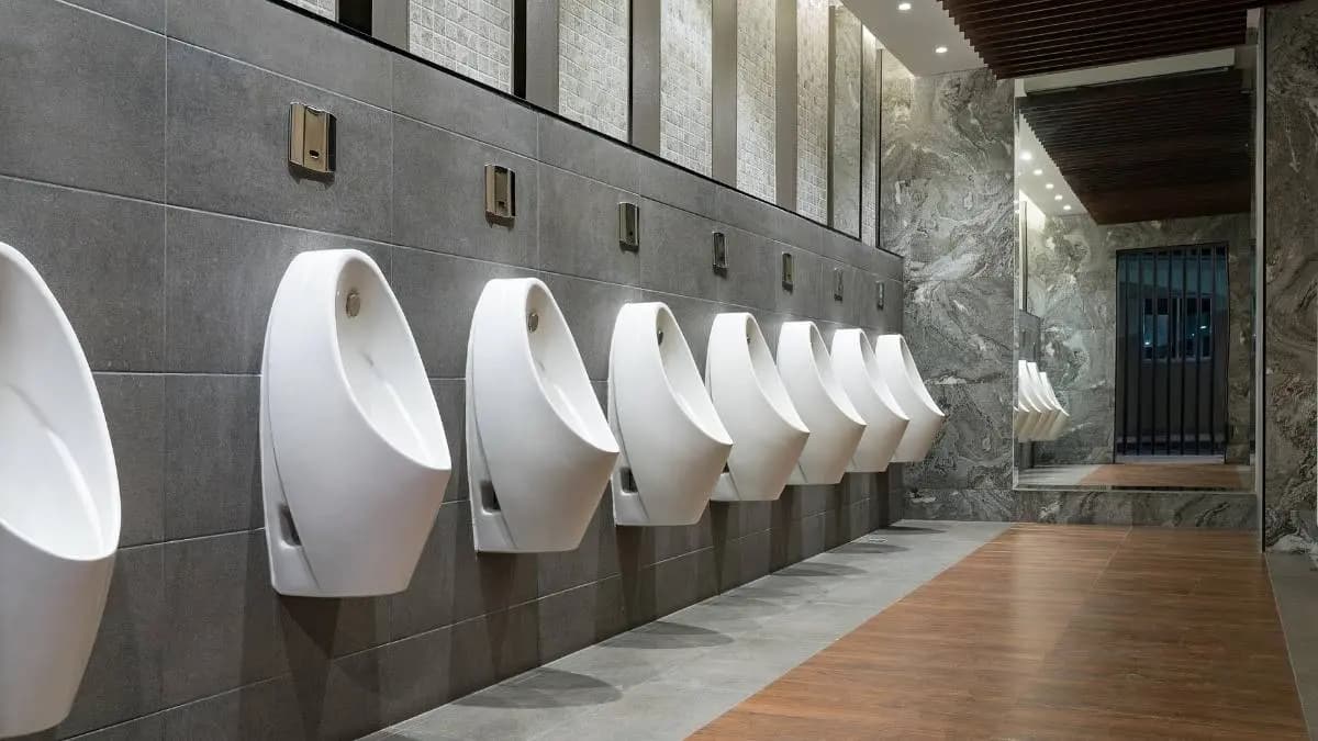 Bijnor Maid Caught On Camera Urinating In Glass