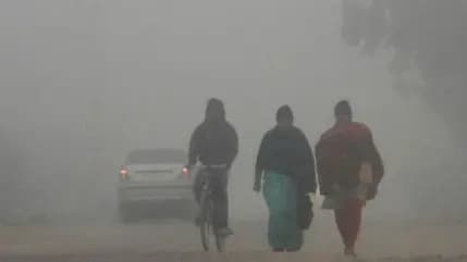 IMD Weather Update Temperature falls heavy Fog Warning in West Bengal gnr 