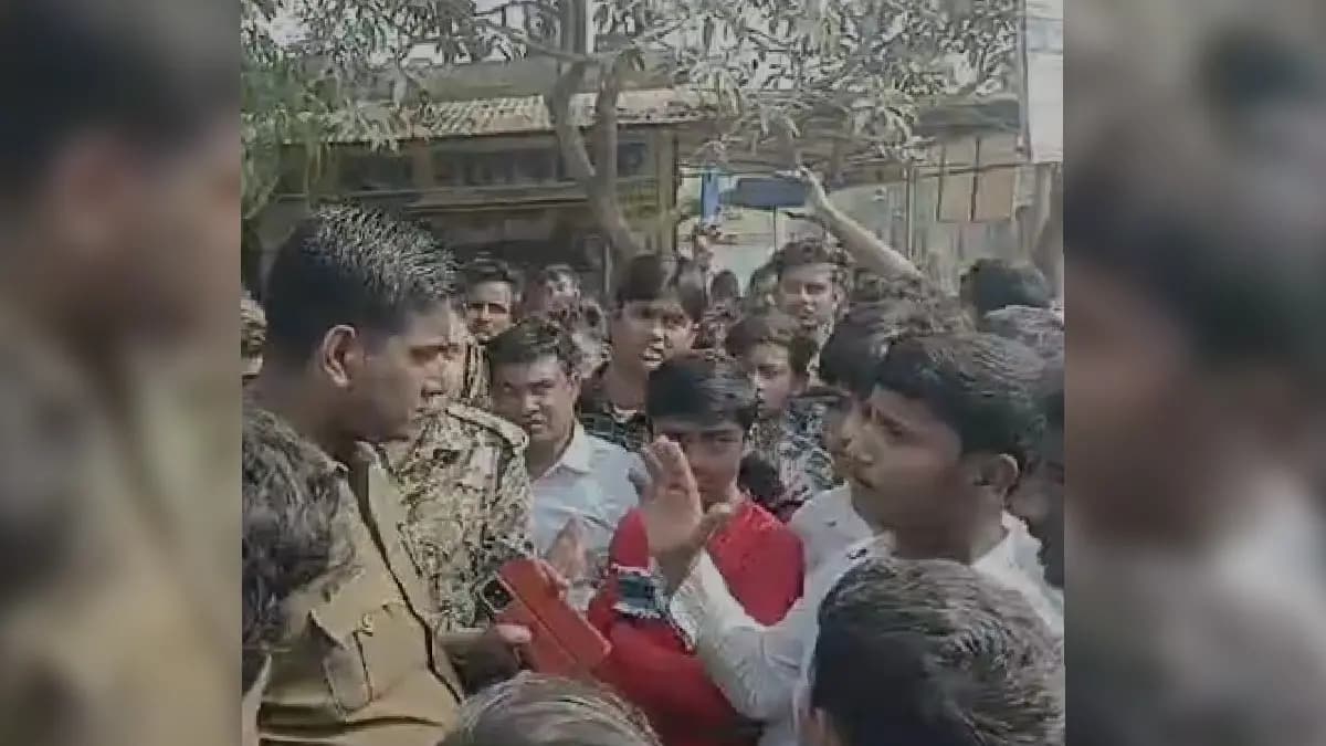 students protest at sagarpara murshidabad gnr 