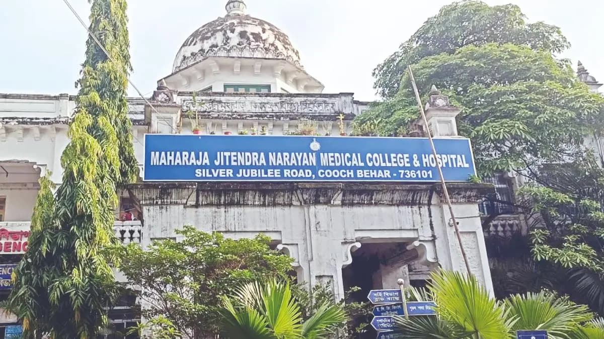 Initiative of mp and district magistrate healed a patient from a 20 kg tumour gnr