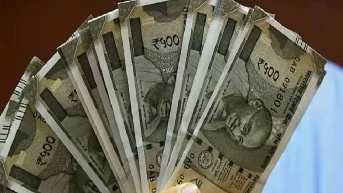 NPS can give you Rs 1 Lakh if you invest at 40