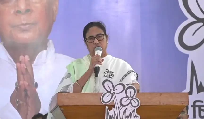 mamata banerjee in balughat