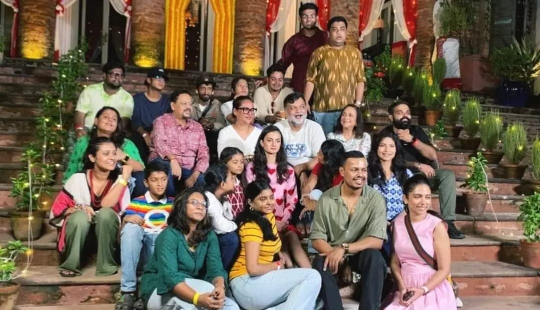 Actor Jisshu Sengupta and Nilanjana s daughter Sara in shooting floor again with srijit mujherjee ENT