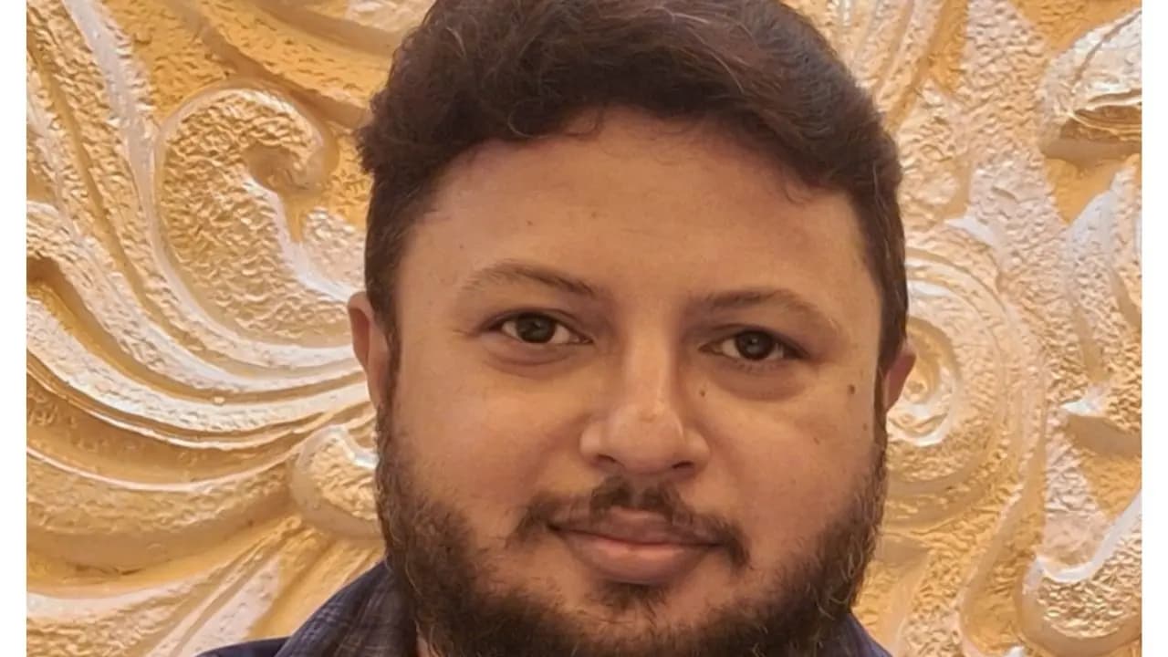 casting director Animesh bapuly takes a dig at those agencies who takes money for this work