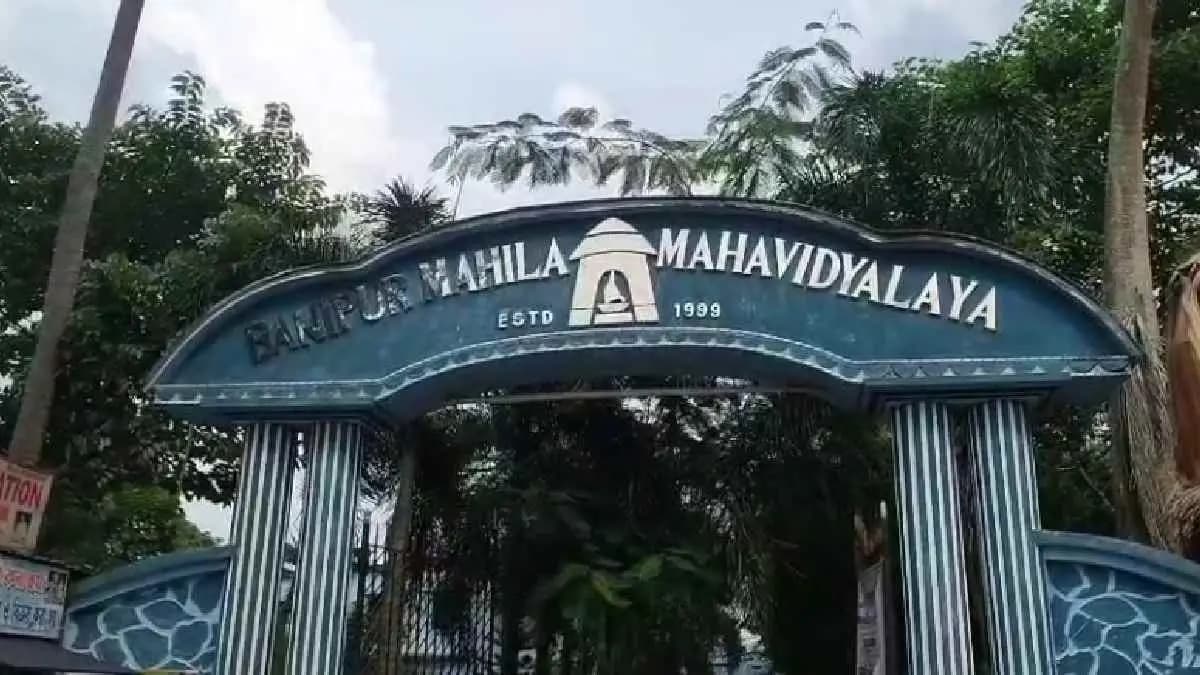 TMC MLA Jyotipriyo Mullick closed his party office