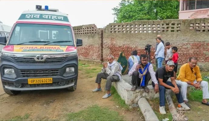 UP governor reacts to Hathras stampede gnr
