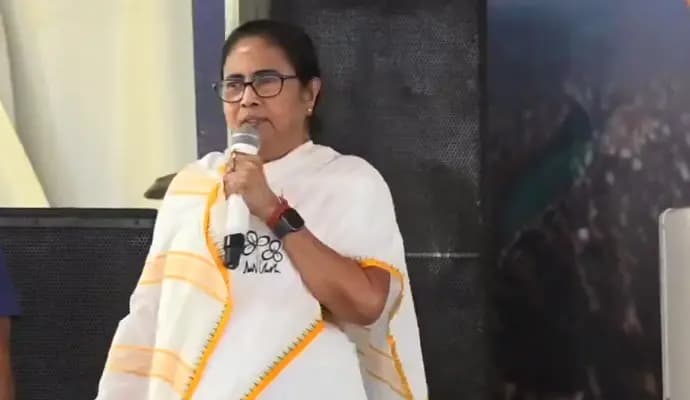 Mamata Banerjee attacked election commission from alipurduar meeting