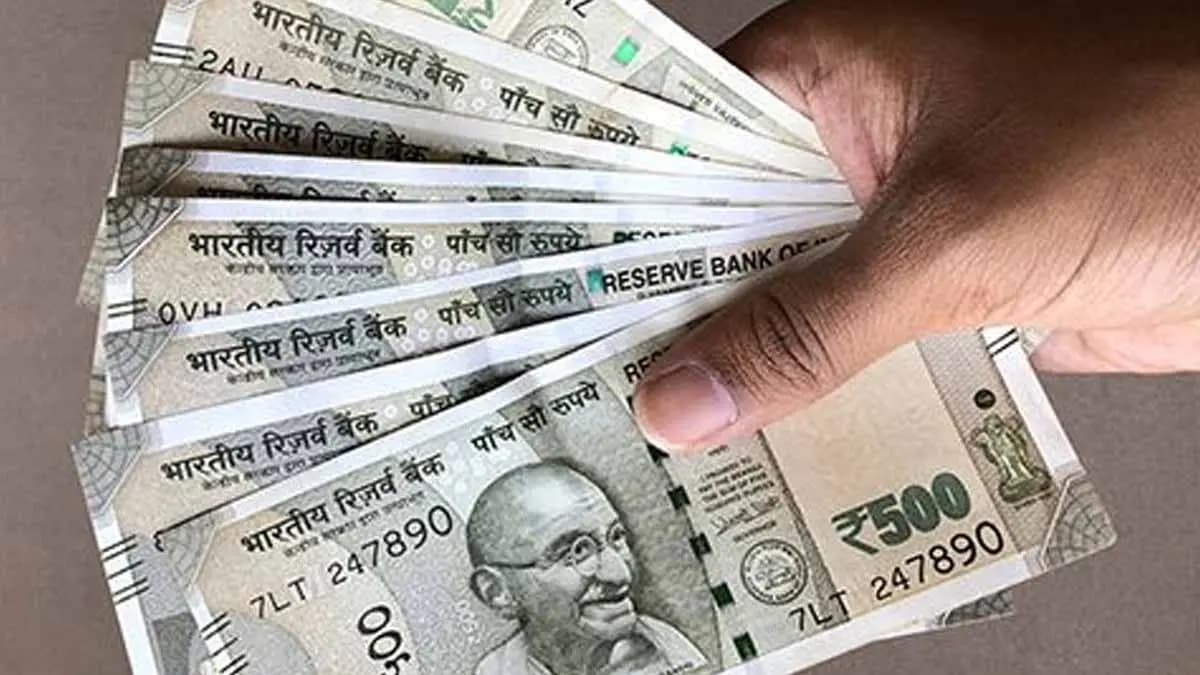 good news for central govt employees hike in da gnr