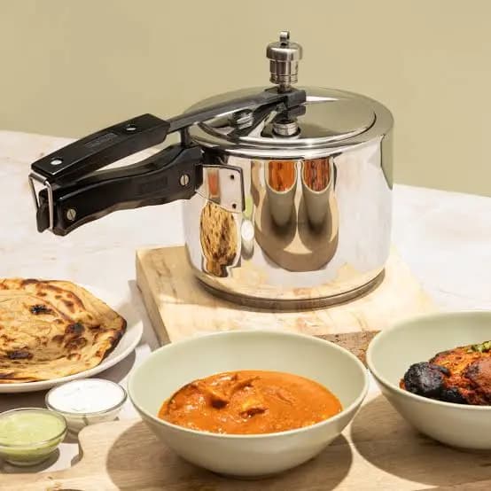 Man Receives Pressure Cooker  2 Years After Cancelling Order
