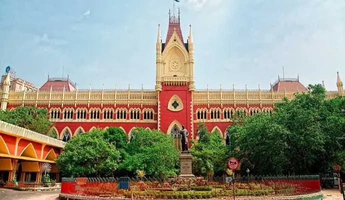 contractual staff are not allowed at counting table, says kolkata high court