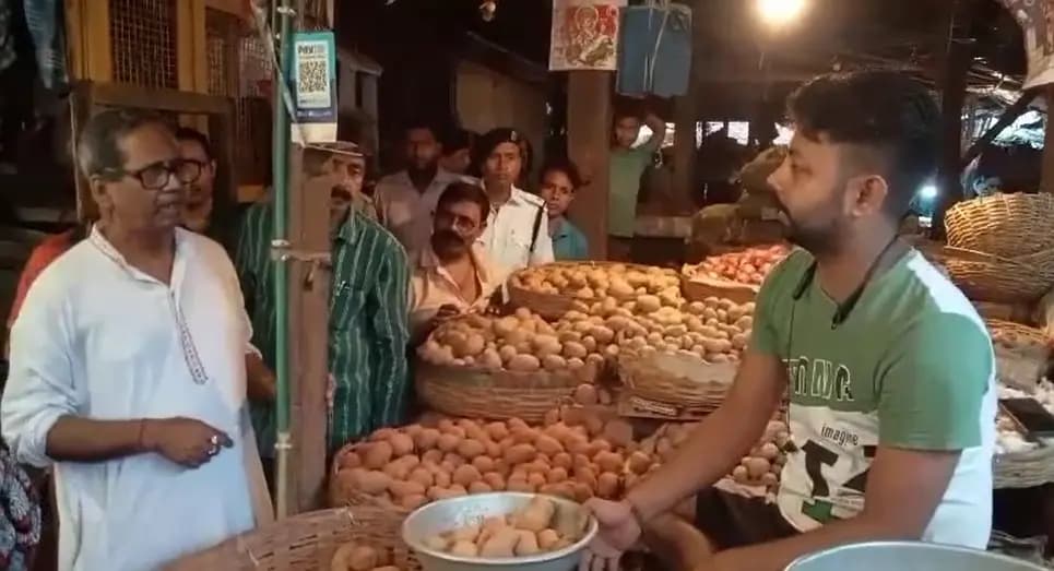 task force members raided the market
