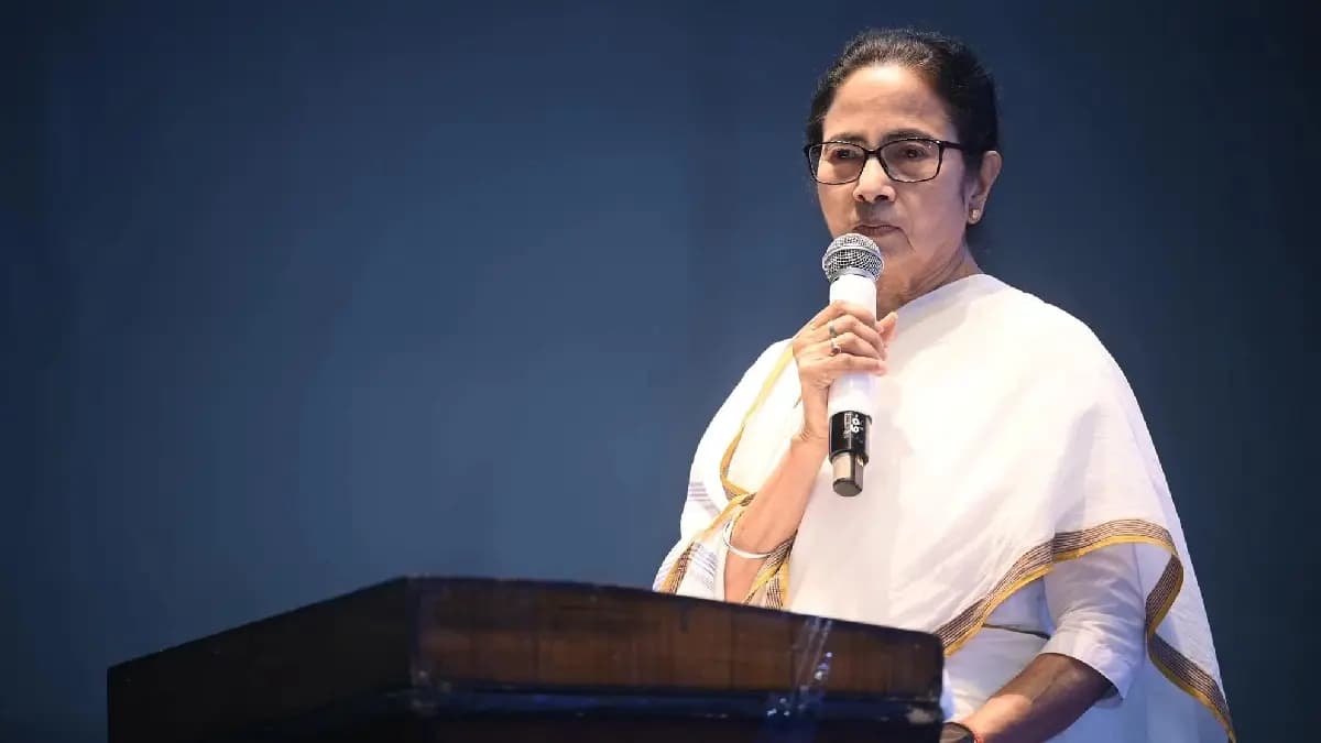 From the Netaji Indoor Stadium Mamata Banerjee said that clubs and the administration should give new clothes during Puja to those who are returning after facing atrocities in other states
