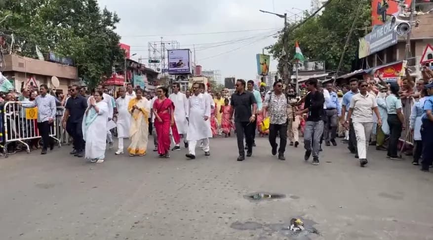 Mamata mega rally from jadavpur to gopalnagar