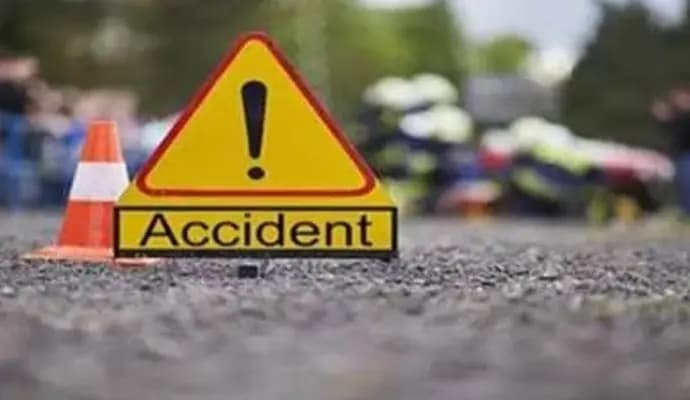 elder brother died while going to madhyamik center with sister