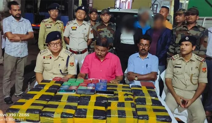heroine seized, two youth detained