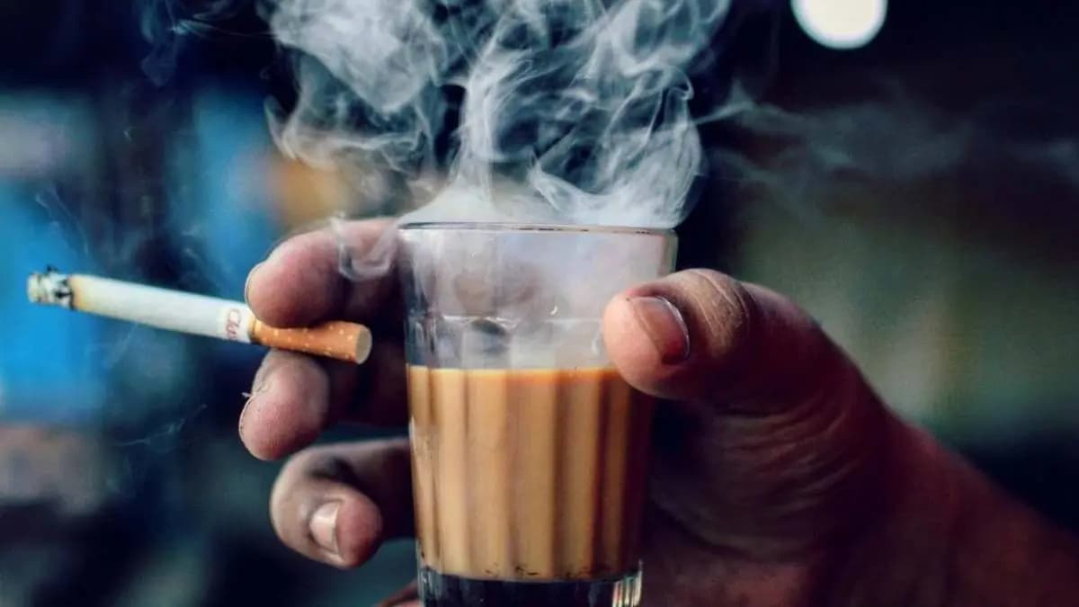 smoking while drinking tea can have many negative health effects know the details