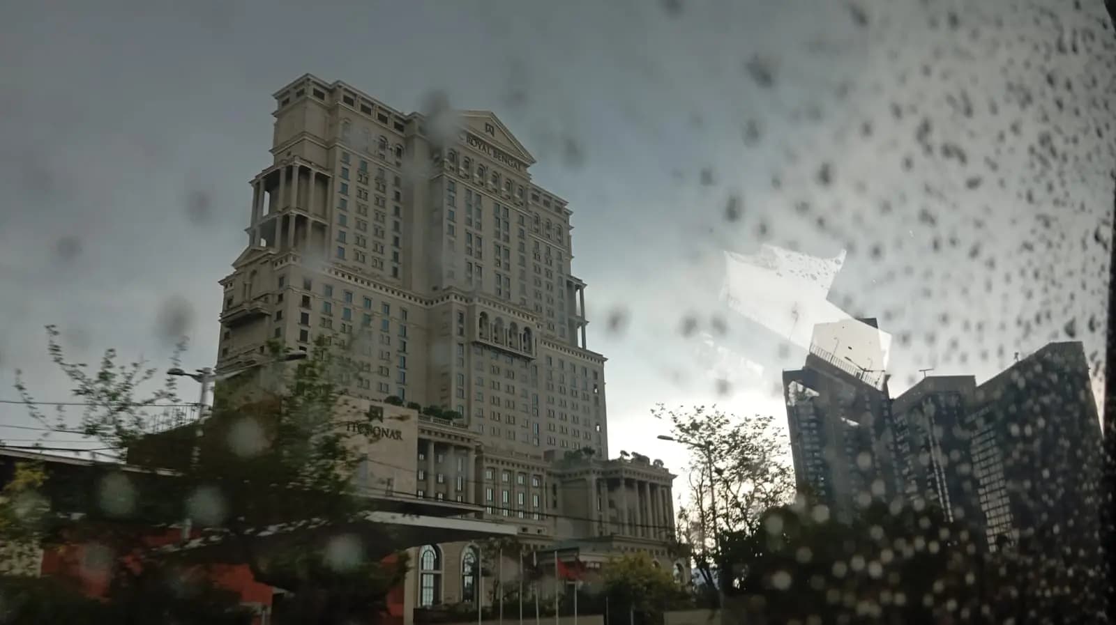Heavy rainfall lash Kolkata, several areas experience hailstorm