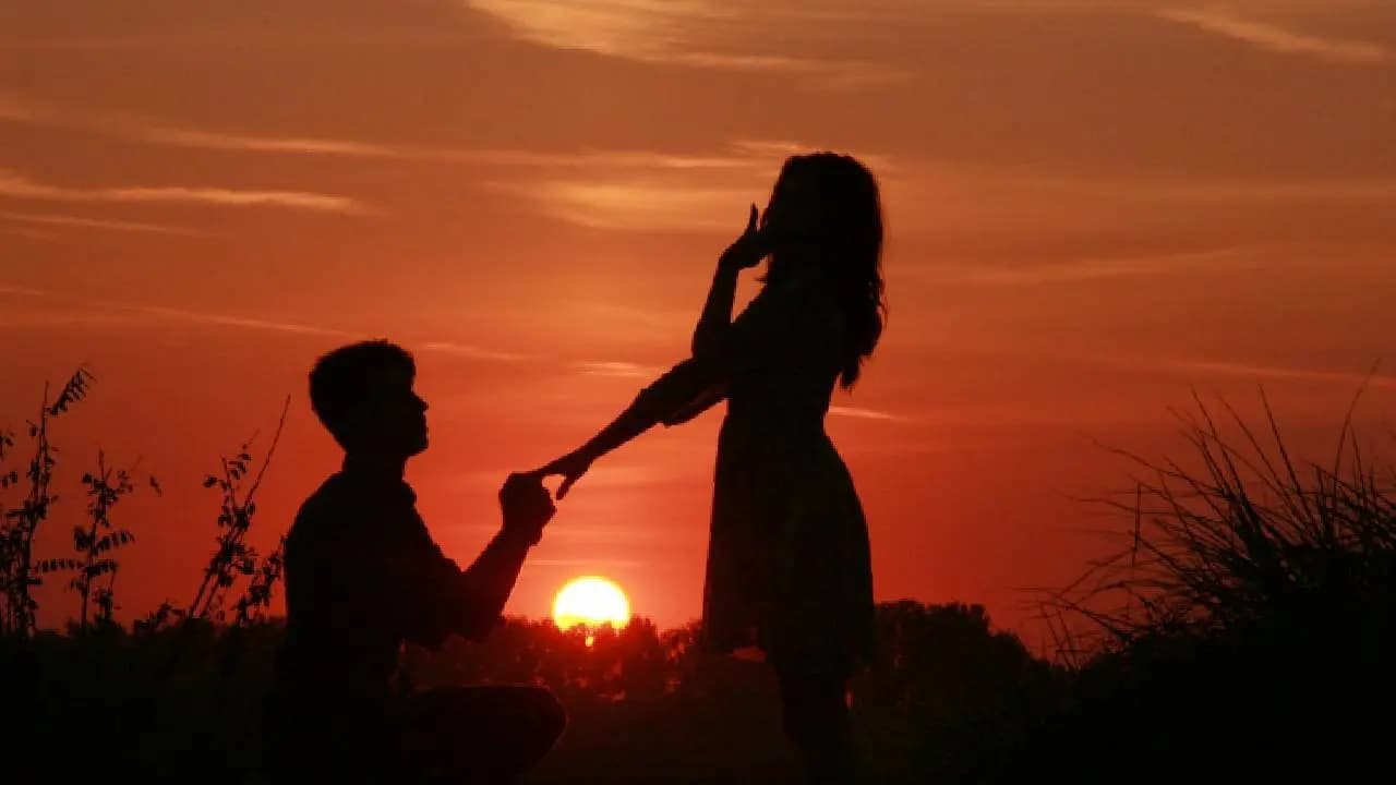 Tollywood Couple Engagement: Popular Bengali Actors Set to Marry in this year 