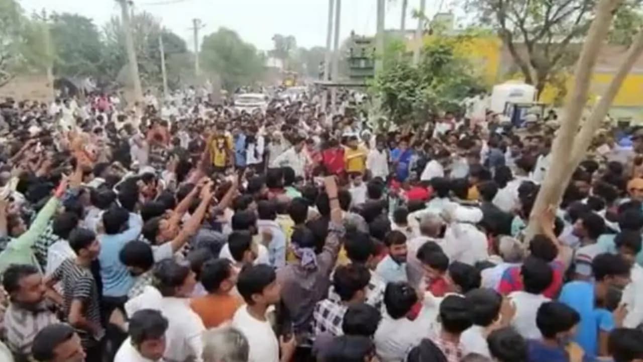 Massive Protest Outside Rajasthan Police Station