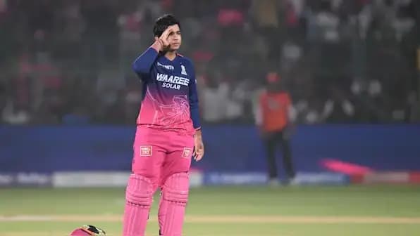 Vaibhav Sooryavanshi earns big praise from England Star, hailed by former Indian cricketer 