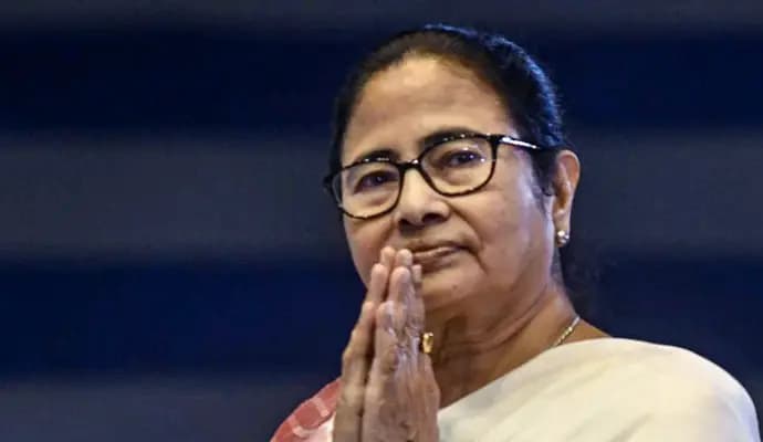mamata benrjee meeting at park circus