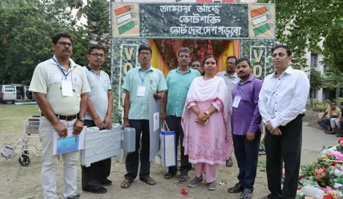 Specially abled persons in charge of taking votes in hooghly
