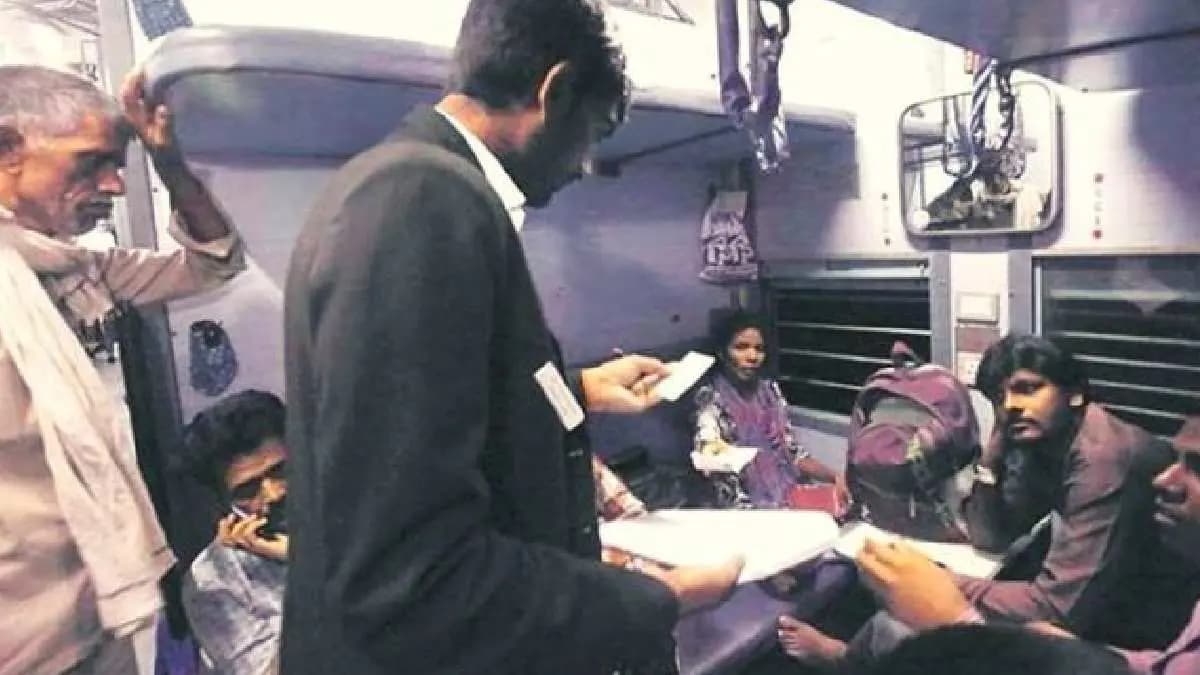  Railways has issued a new rule regarding lower berth now the lower seat will be reserved for these passengers gnr 