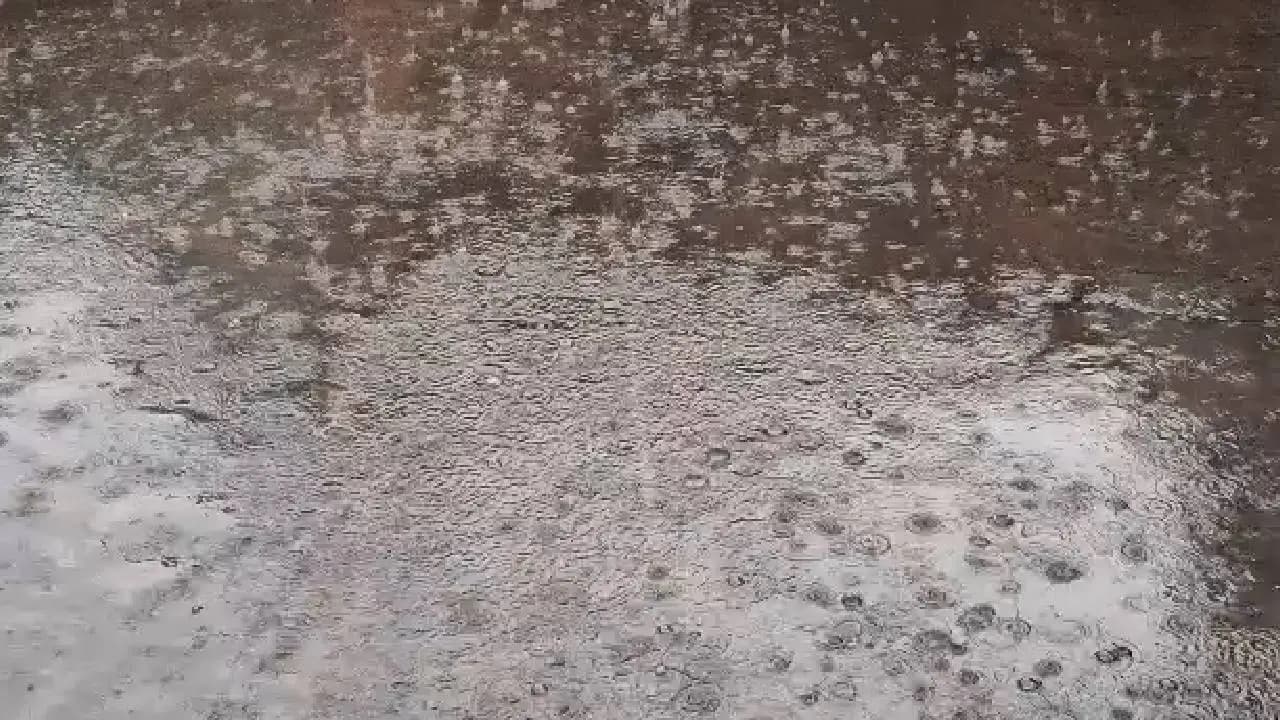 IMD Weather Forecast: Hailstorm Covers Roads in Several Places amid Heavy Thunderstorm in Bengal