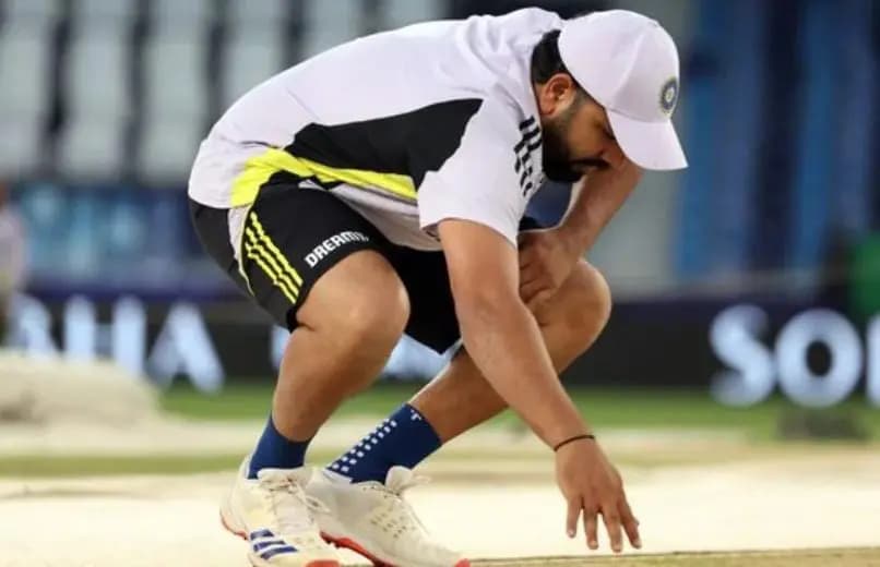 Batting Coach Sitanshu Kotak slams shut venue advantage noise