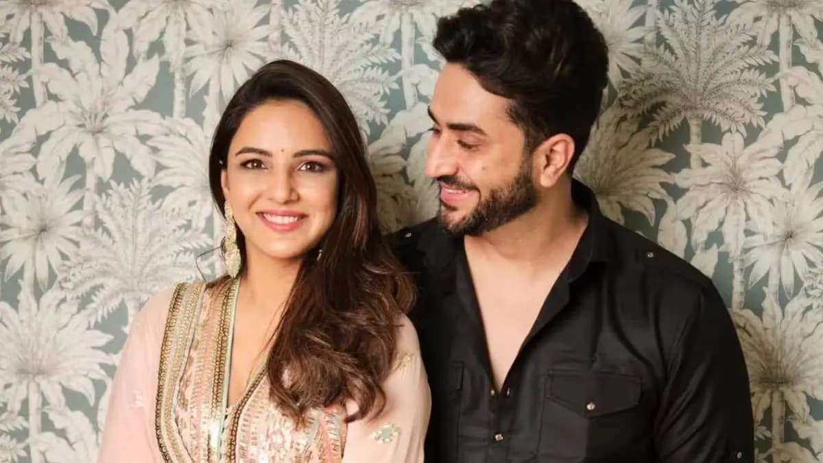 Aly Goni allegedly refuses to say Ganpati Bappa Morya despite Jasmines insisting leaves the internet divided
