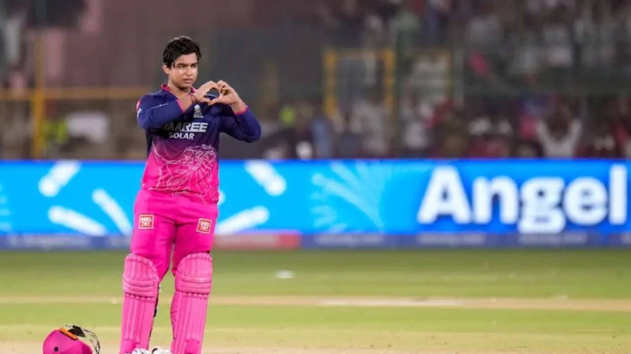 IPL 2026:What did a Pakistani analyst joke about Vaibhav Sooryavanshis bat 