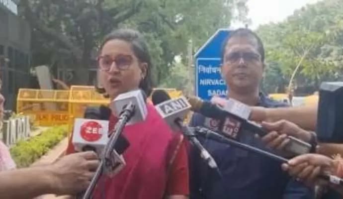 TMC writes to EC over poll code violation